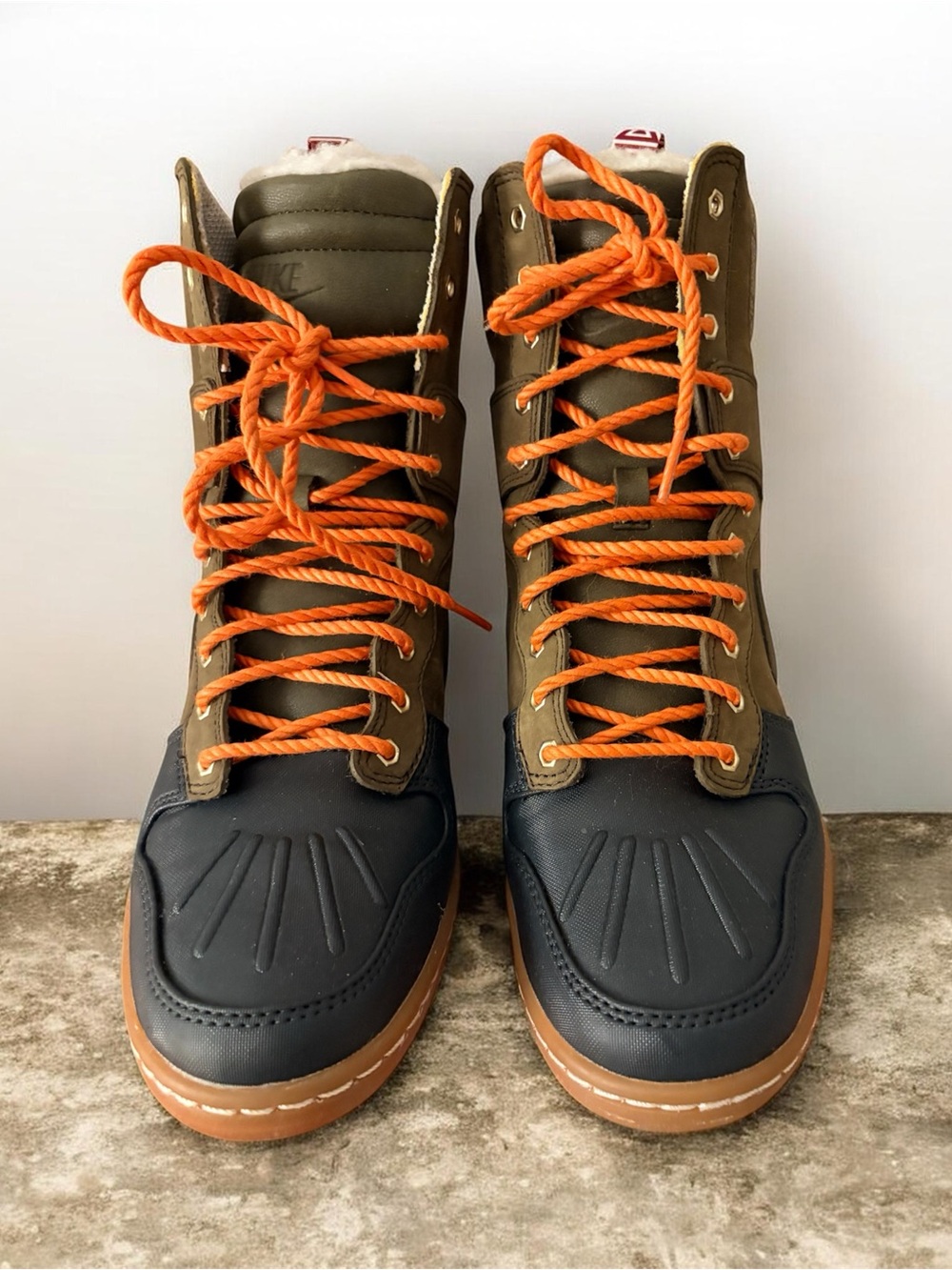 Nike Women’s Vintage Two-Tone Winter sneaker boot Orange Laces. Limited Edition